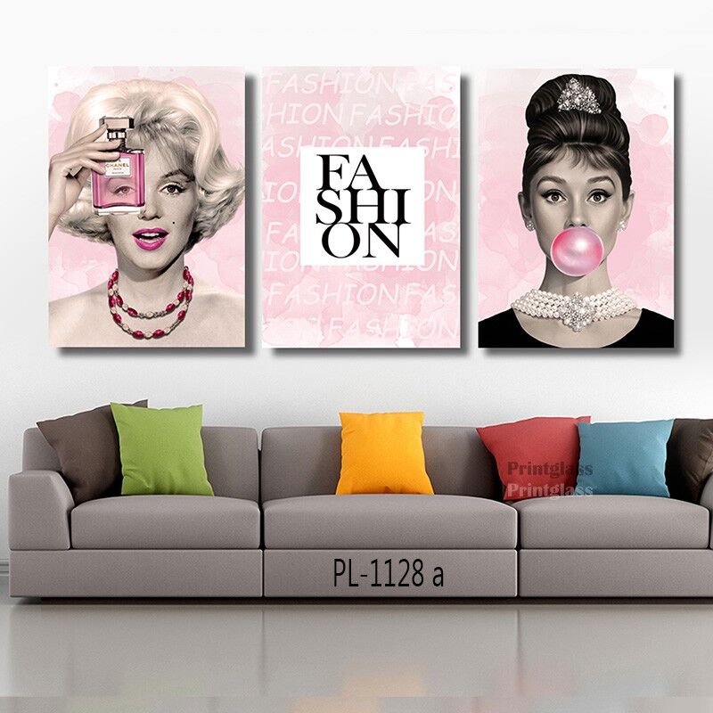 סט שלישיית תמונות על זכוכית לסלון של שאנל אישה ורוד