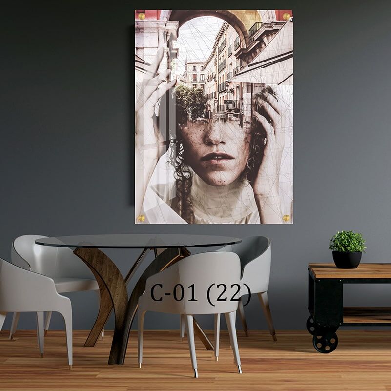 תמונת זכוכית של אישה