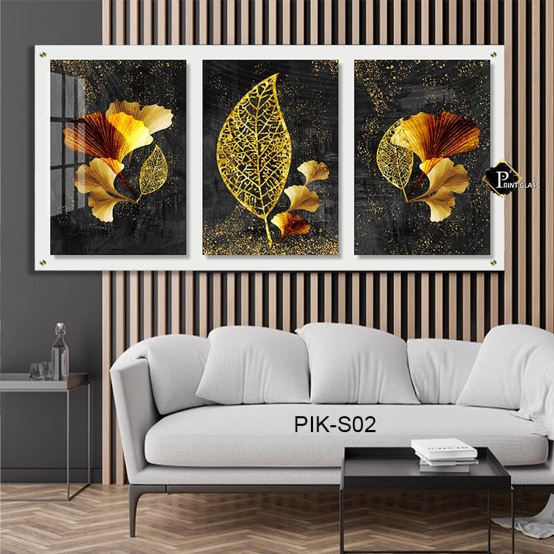 תמונת זכוכית של עלים מוזהבים