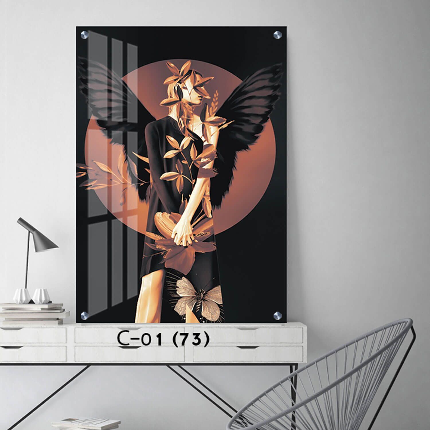 תמונת זכוכית לחדר של אישה ציפור שחור