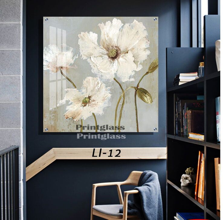 תמונה לפינת אוכל או לסלון מזכוכית של פרחים לבנים מצויירים