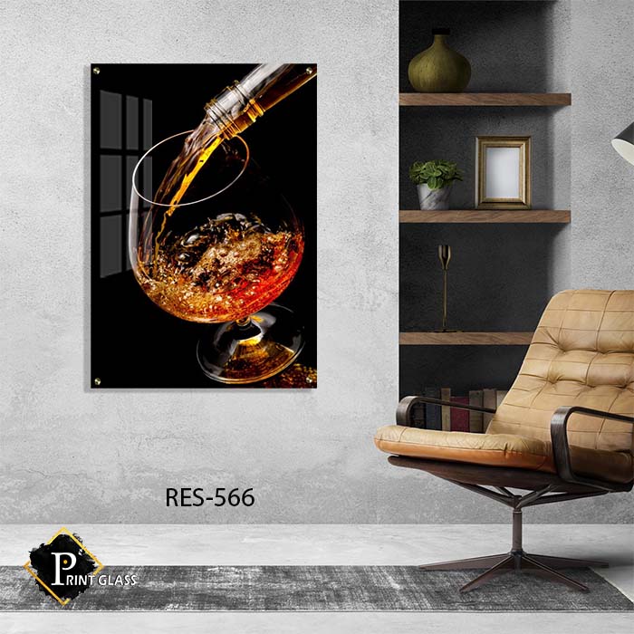 תמונת זכוכית לפינת האוכל של מזיגת משקה