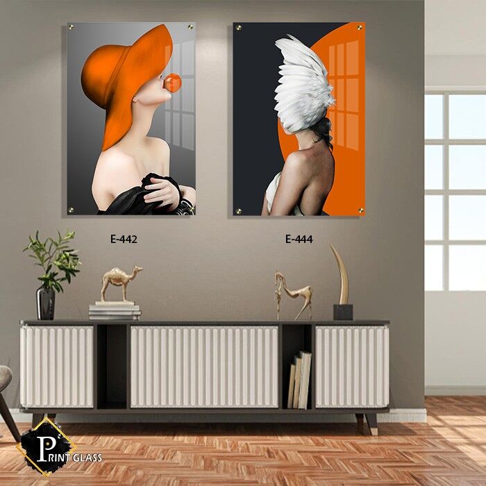 נשים בכתום - תמונות לסלון - תמונות זכוכית