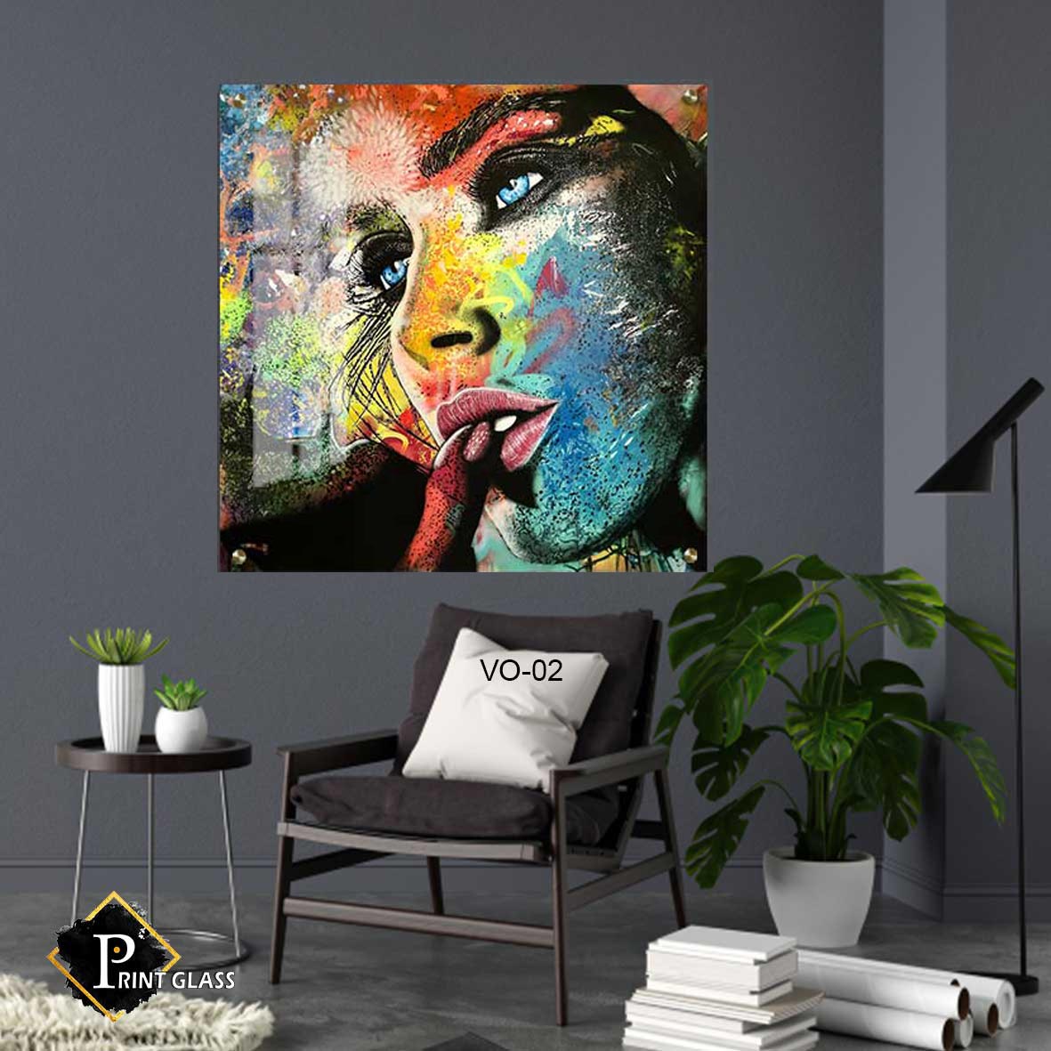 אישה צבעונית פופ ארט - תמונת זכוכית לחדר שינה או למשרד