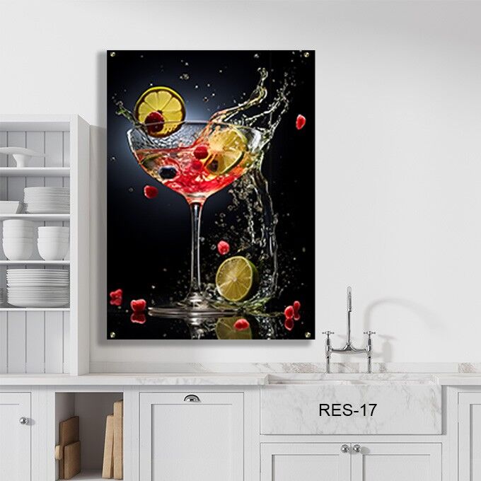 תמונה למטבח מזכוכית של כוס קוקטייל