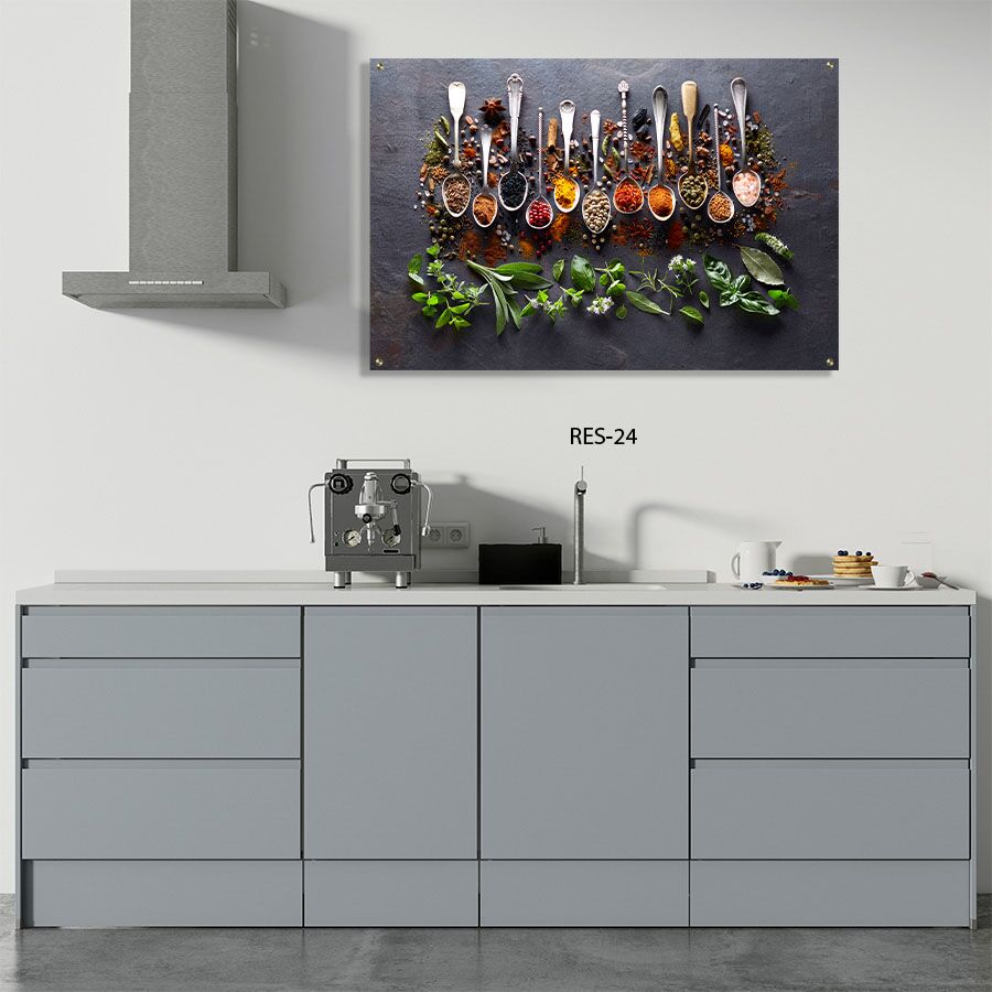תמונת זכוכית למטבח של כפיות תבלינים