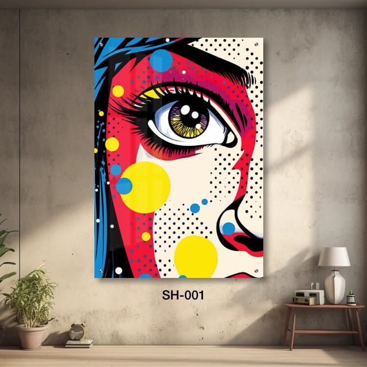 תמונה מגניבה מזכוכית של חצי פרצוף של אישה