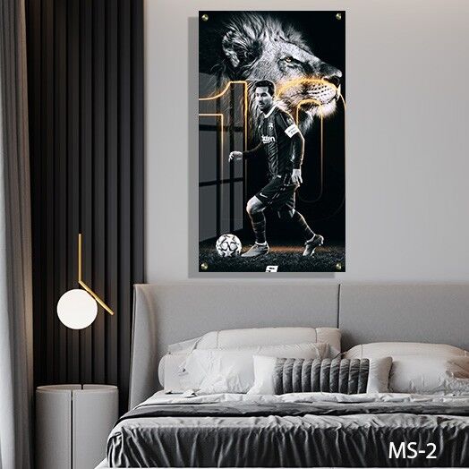 תמונה יפה של מסי ברקע שחור