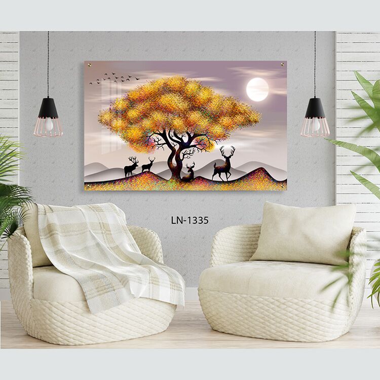 תמונה לסלון של עץ צבעוני ואיילים בנוף הררי