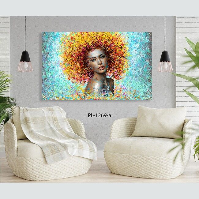 תמונה לסלון של דיוקן אישה עם שיער צבעוני